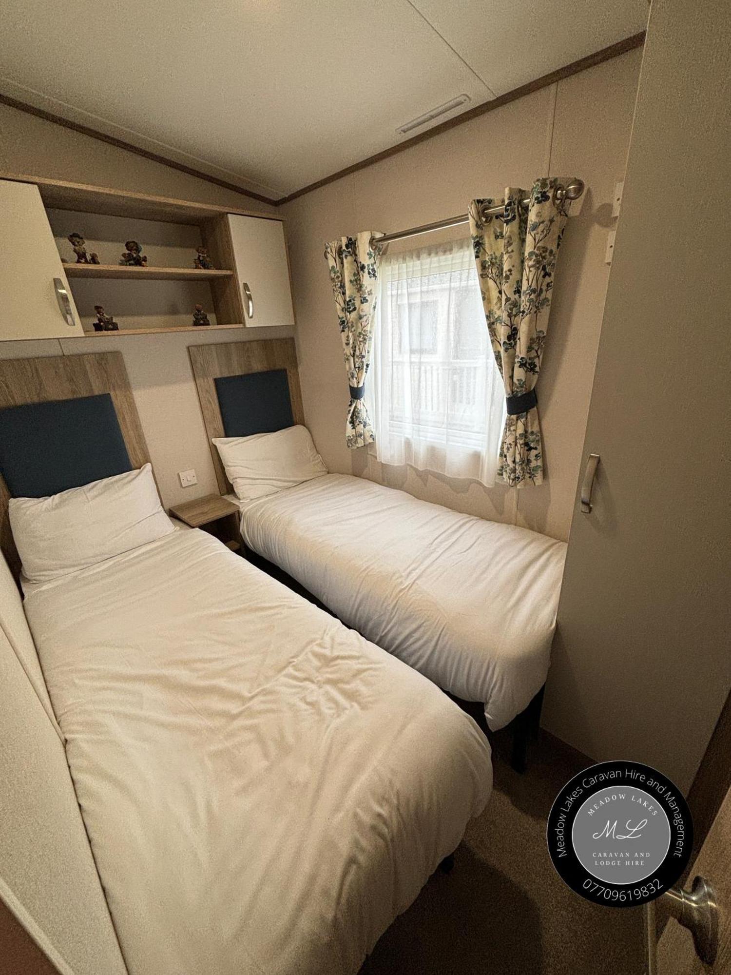 Palm Grove 182 - Pet Friendly, Wifi, Close To Beach And Clubhouse - Golden Palm Resort - Meadow Lakes Caravan & Lodge Hire Skegness Ngoại thất bức ảnh